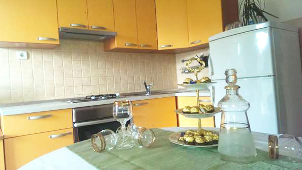 Apartments Mira Makarska Zimmer foto